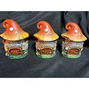Mushroom Home Lot Of 3.   4" Garden Decor Welcome Fairy Garden Forest‎ Figurines